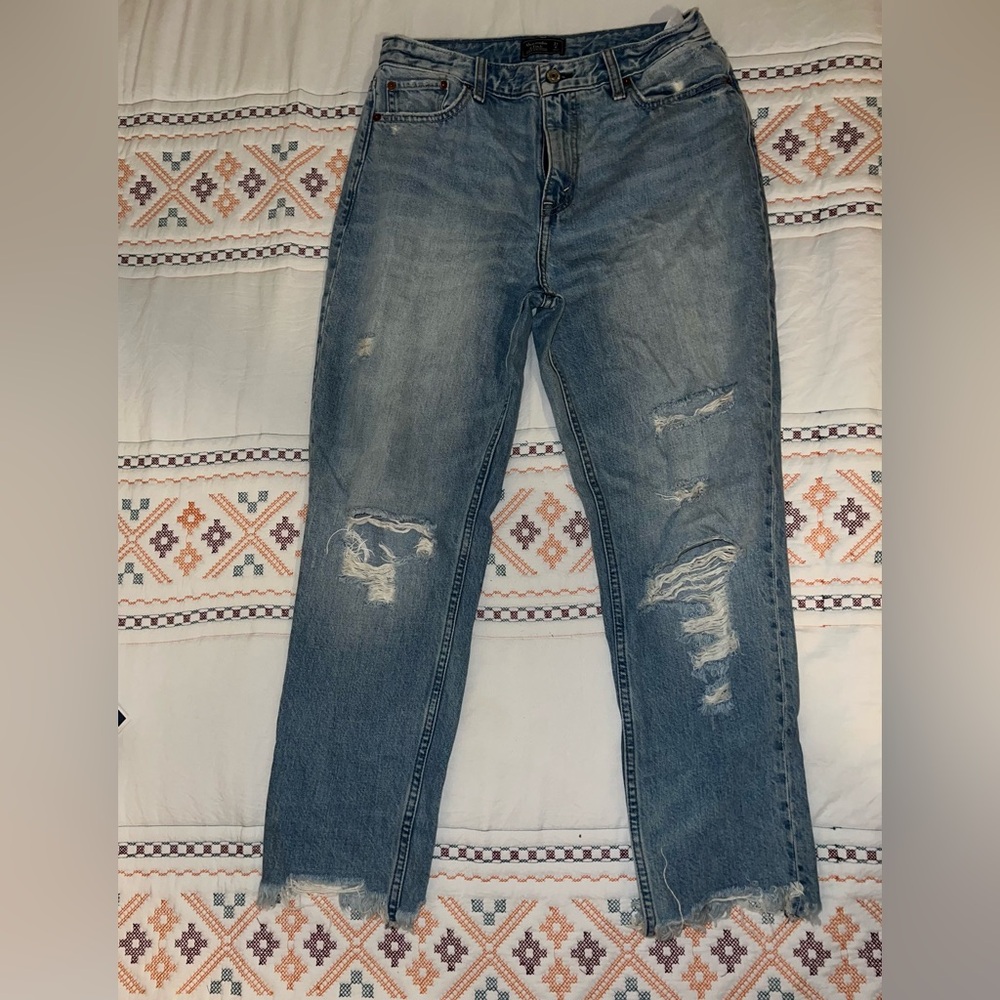 Abercrombie & Fitch Girlfriend Jeans